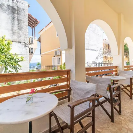 Evi - Family Vakantiehuis Kávos